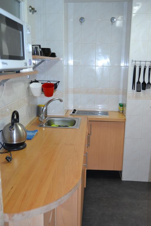 מארבלה Hostal Gonzalez מראה חיצוני תמונה