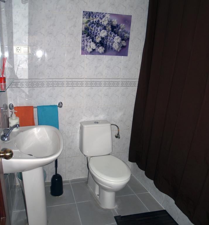 מארבלה Hostal Gonzalez מראה חיצוני תמונה
